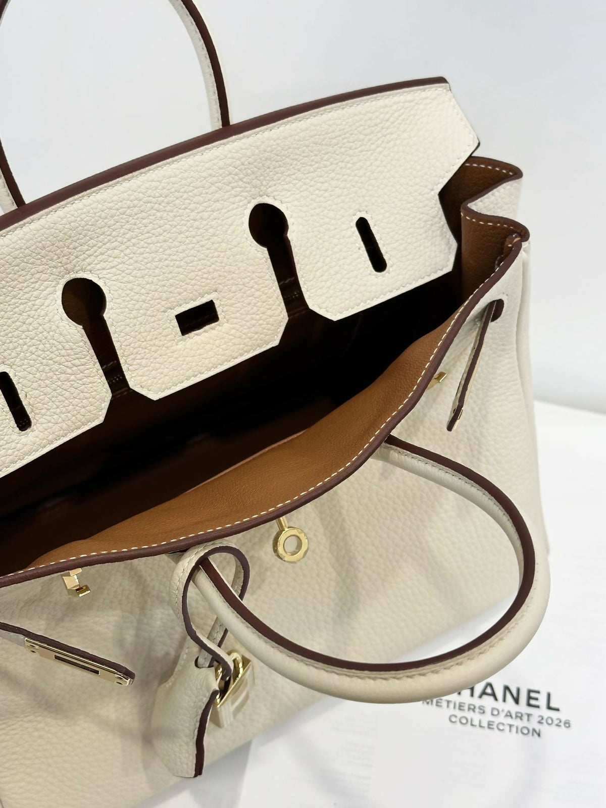 Hermès Birkin 25 Special Order (HSS) Nata / Cream White with Gold Brown Interior Togo Leather, Permabrass (Light Gold) Hardware Y Stamp