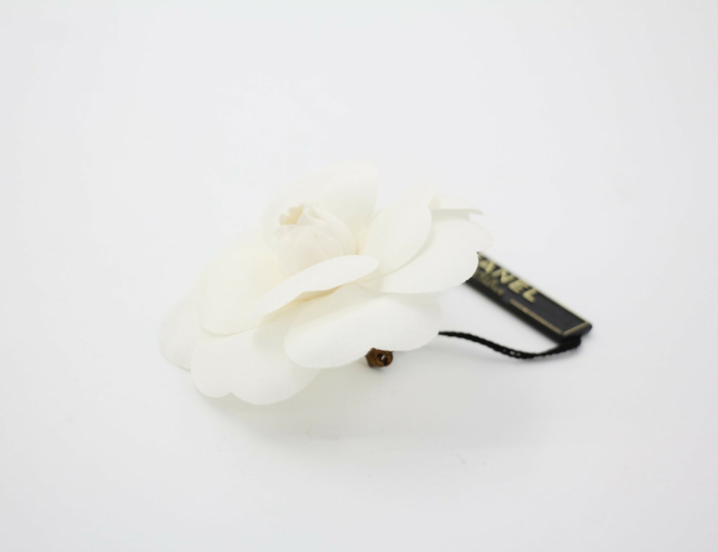 Chanel Vintage 81-85 Silk Small Size White Camellia Brooch