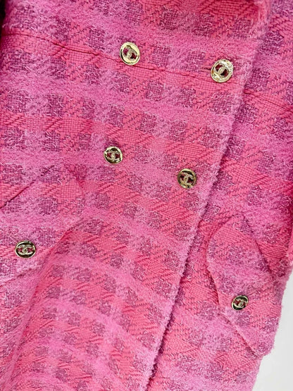 Chanel 24P pink plaid double-breasted long coat,