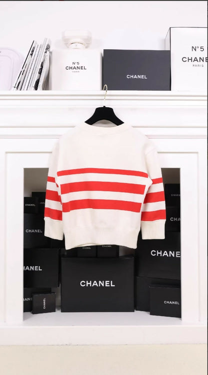 Chanel 2001 coco portrait top