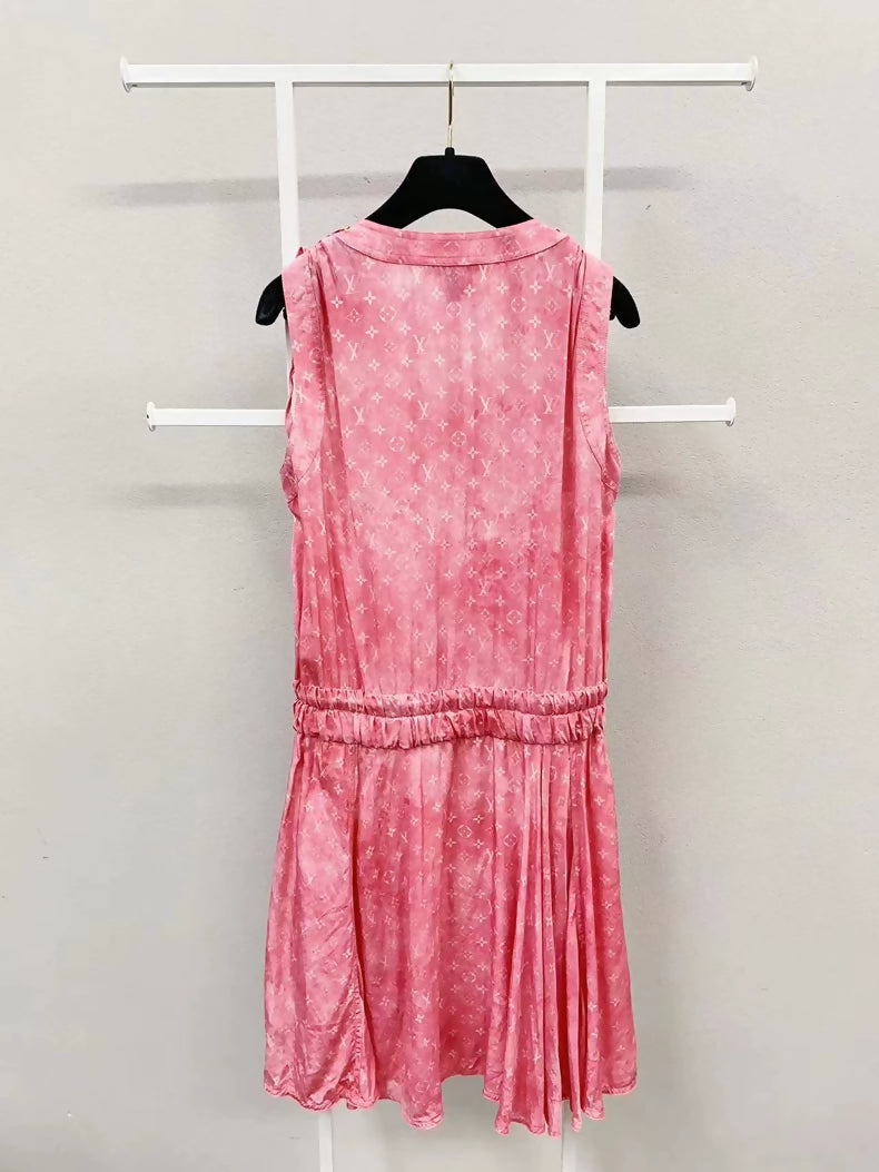 Louis Vuitton 22 pink silk dress