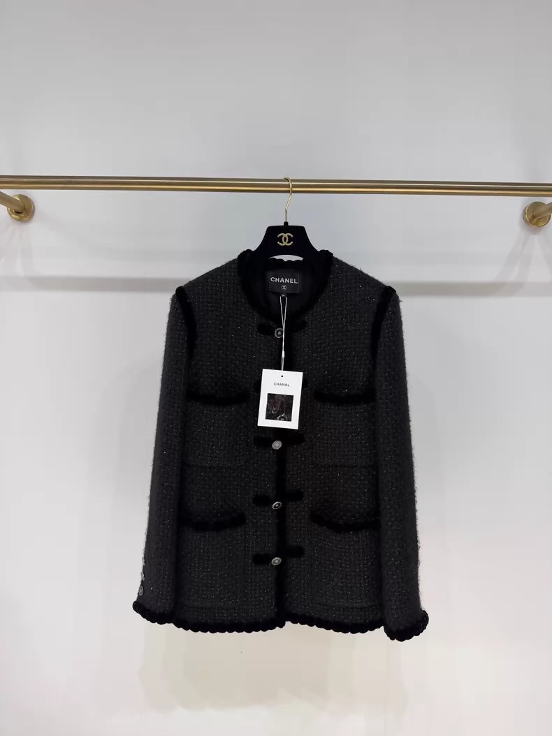 Chanel 25A Black Four-Pocket Tweed Oversized Jacket