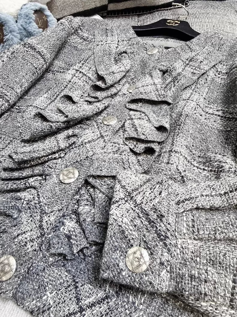 Chanel 19P grey ruffle tweed jacket