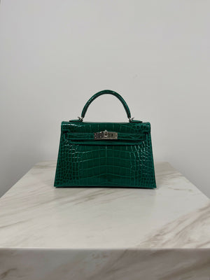 Hermès Kelly 20 Vert Emeraude Shiny Alligator G 2026