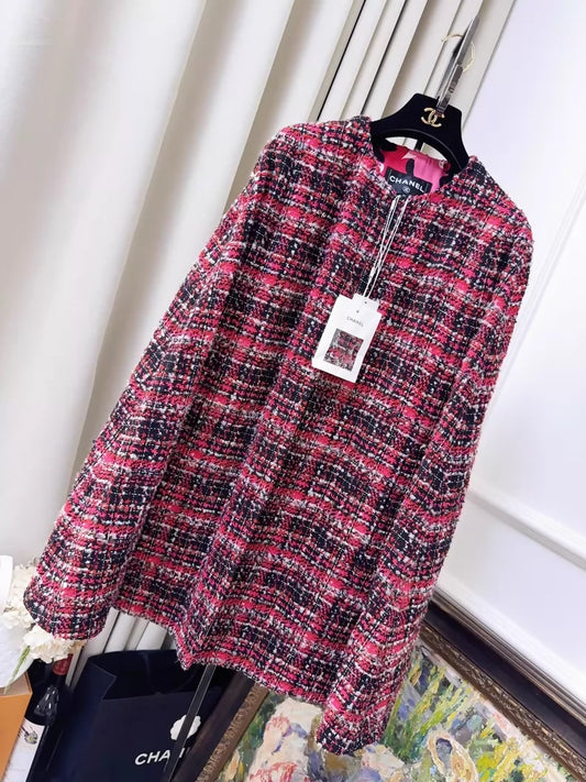 Chanel 24A mixed-color red tweed cape coat