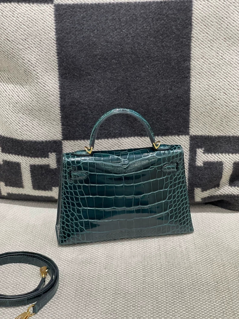 Hermes Mini kelly 20 V0 Vert Rousseau shiny crocodile leather gold hardware