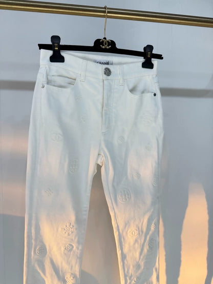 Chanel 21P white denim with double C logo
