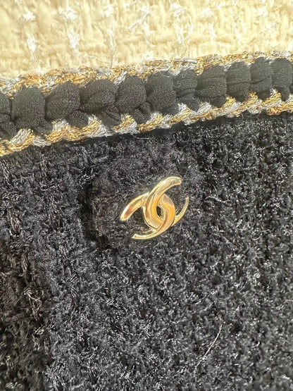 Chanel 20A Black and White Wool jacket