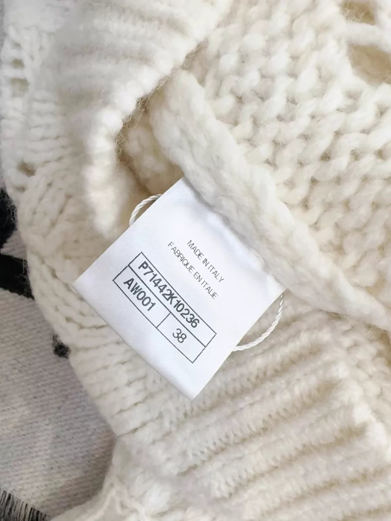 Chanel 21B White Bow Tie Cape Sweater with Heart-Button
