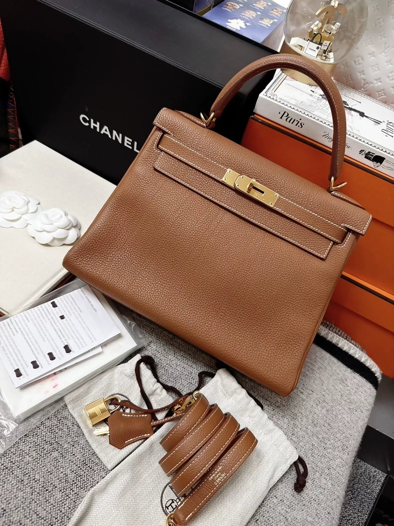 Hermès Kelly 28 golden brown Togo leather gold hardware