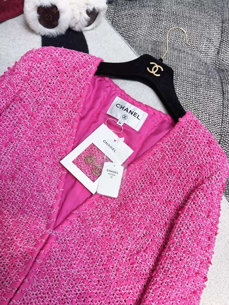 Chanel 21C rose pink tweed jacket