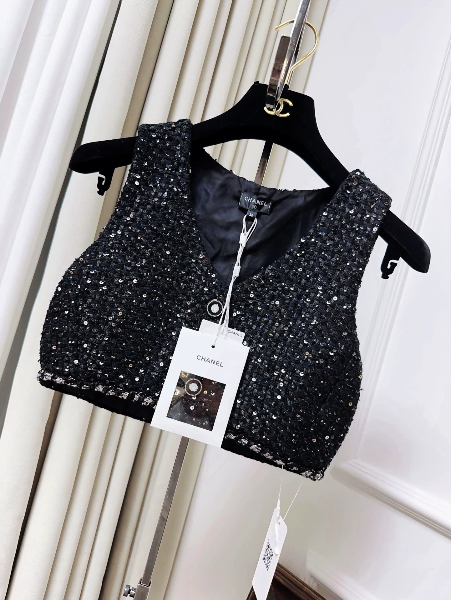Chanel 22p black tweed vest