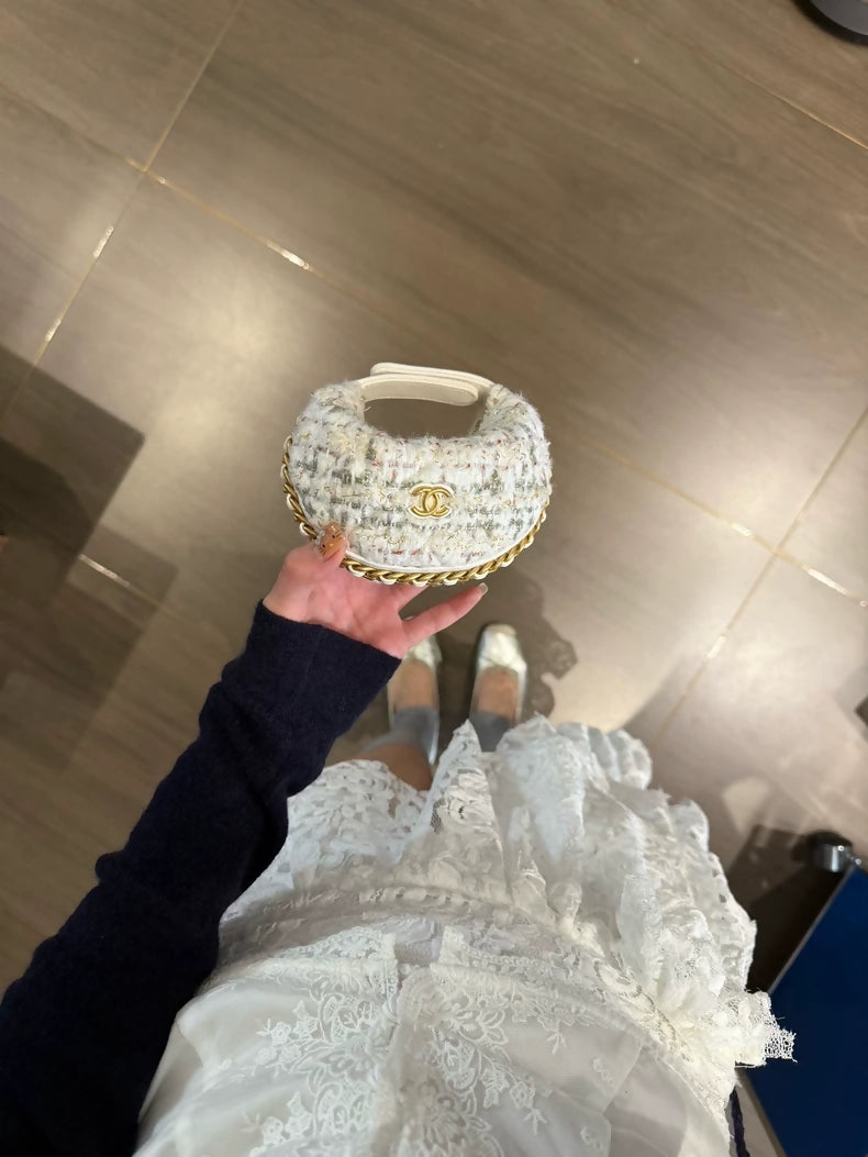 Chanel 25A Mini Hula Hoop in wool