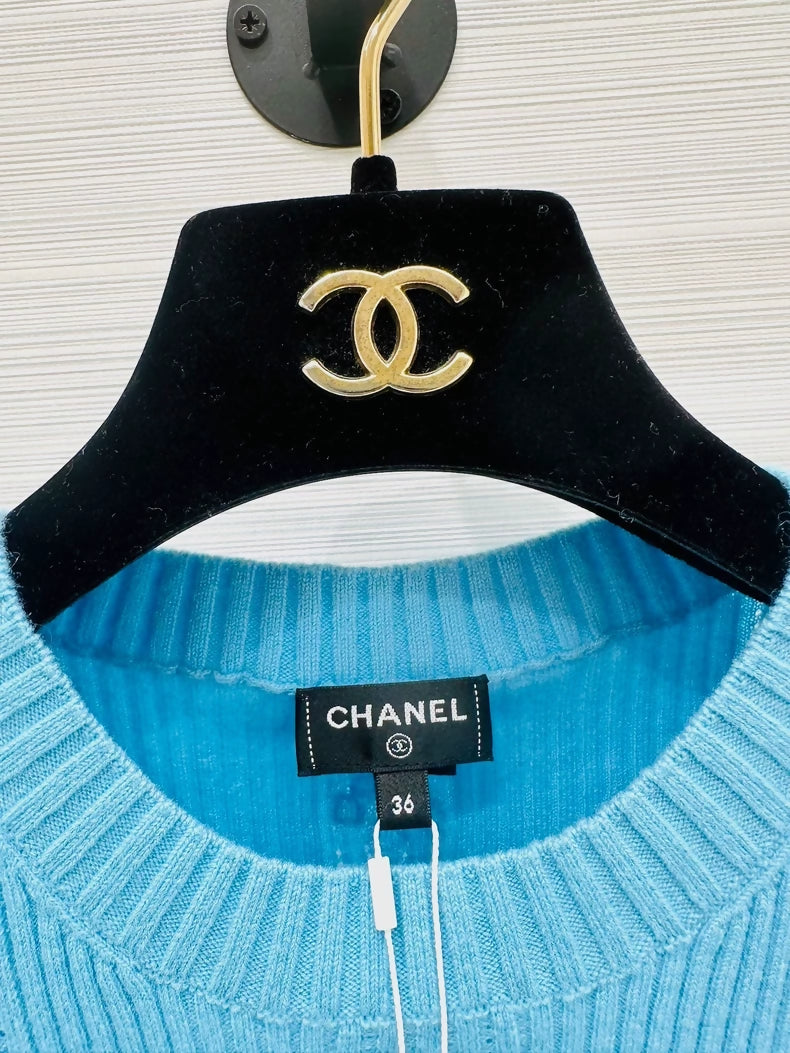 Chanel 25C blue knit top
