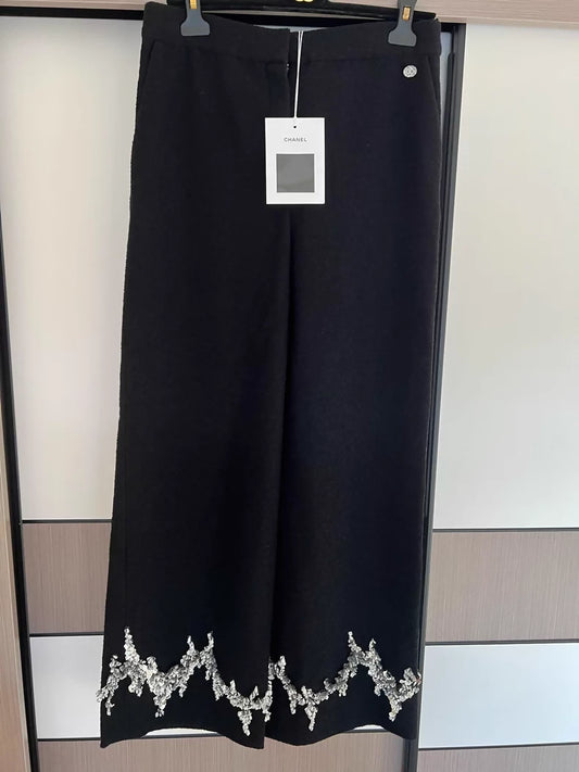 Chanel 22A black pants