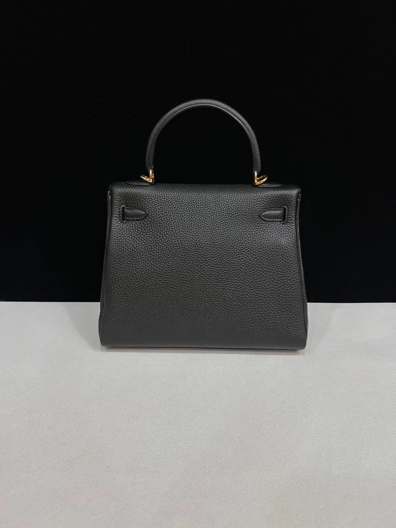 Hermes Kelly 25 black Togo leather gold hardware