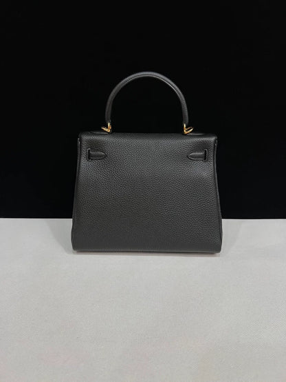 Hermes Kelly 25 black Togo leather gold hardware