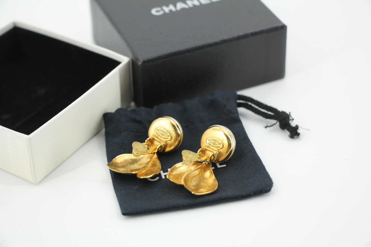 Chanel Vintage 99P Imitation Pearl Gold Leaf-Shaped Pendant Earrings