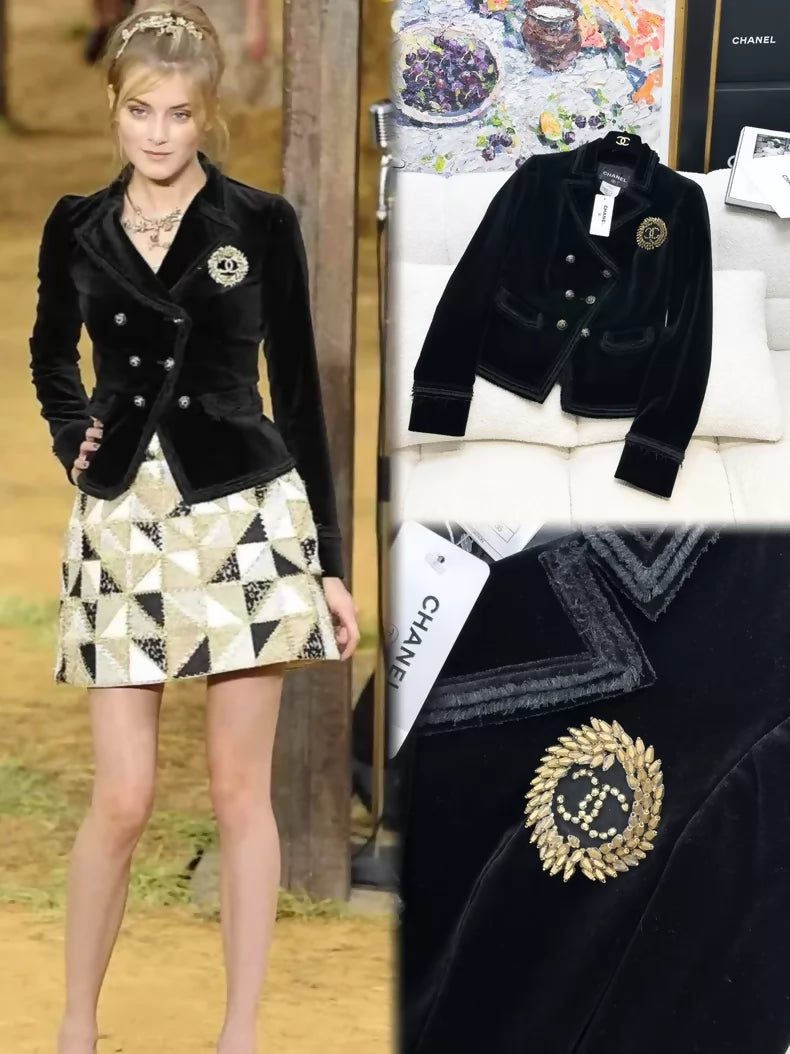 Chanel 2010 Black velvet jacket