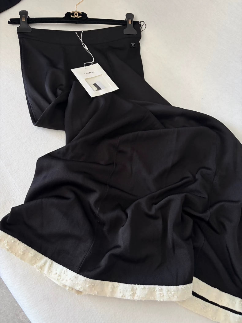 Chanel 25A Black and White Trim Silk Midi Skirt