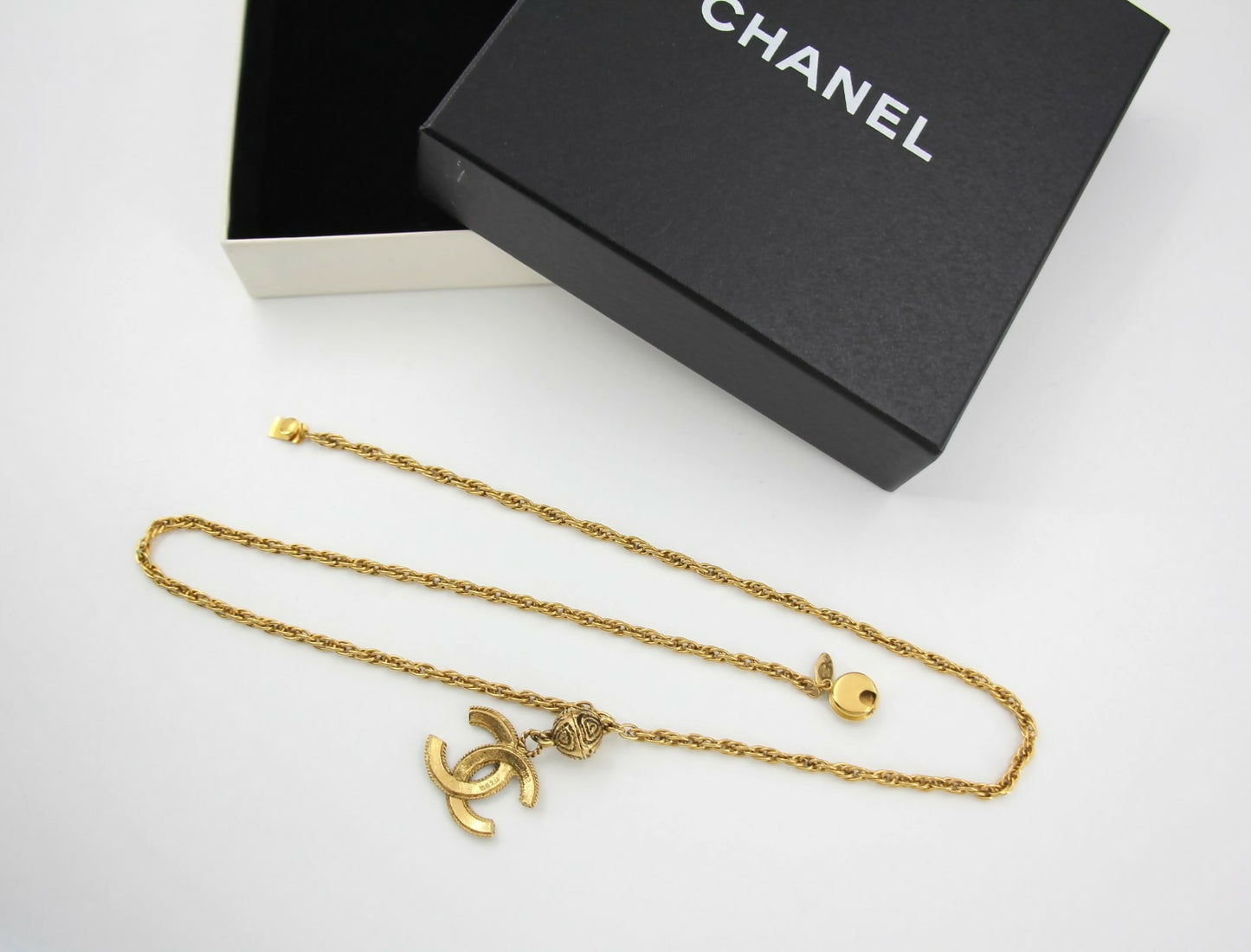 Chanel Vintage 85 Gold-Plated Ball CC Long Necklace