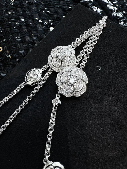 Chanel High Jewelry collection (Ten Flowers) necklace