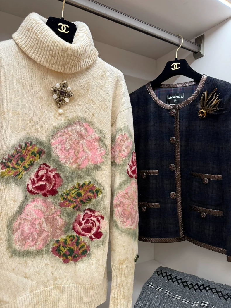 Chanel 12A wool turtleneck sweater