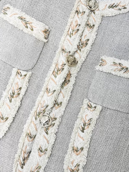 Chanel 2022 Fall/Winter beige tweed jacket