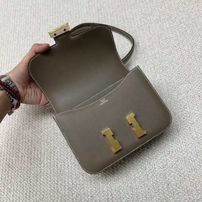 Hermès Constance 19 gray epsom leather gold hardware