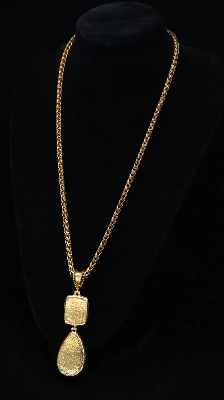 Chanel 1996 Red and Green Glass Pendant Necklace