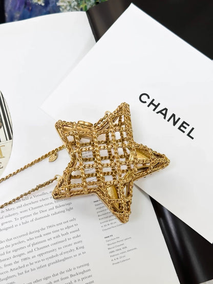 Chanel 23C gold star chain crossbody bag