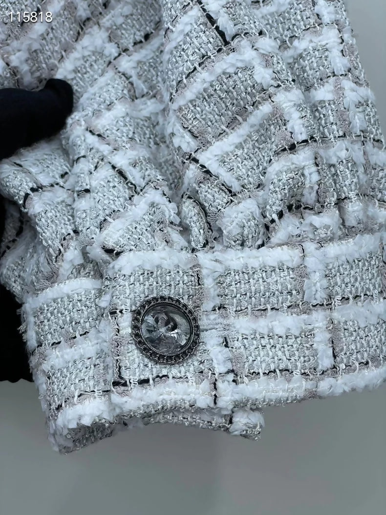 Chanel 22C black/white Check Cropped Jacket