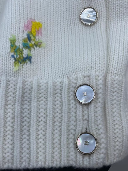 Chanel 26P knit jacquard cardigan