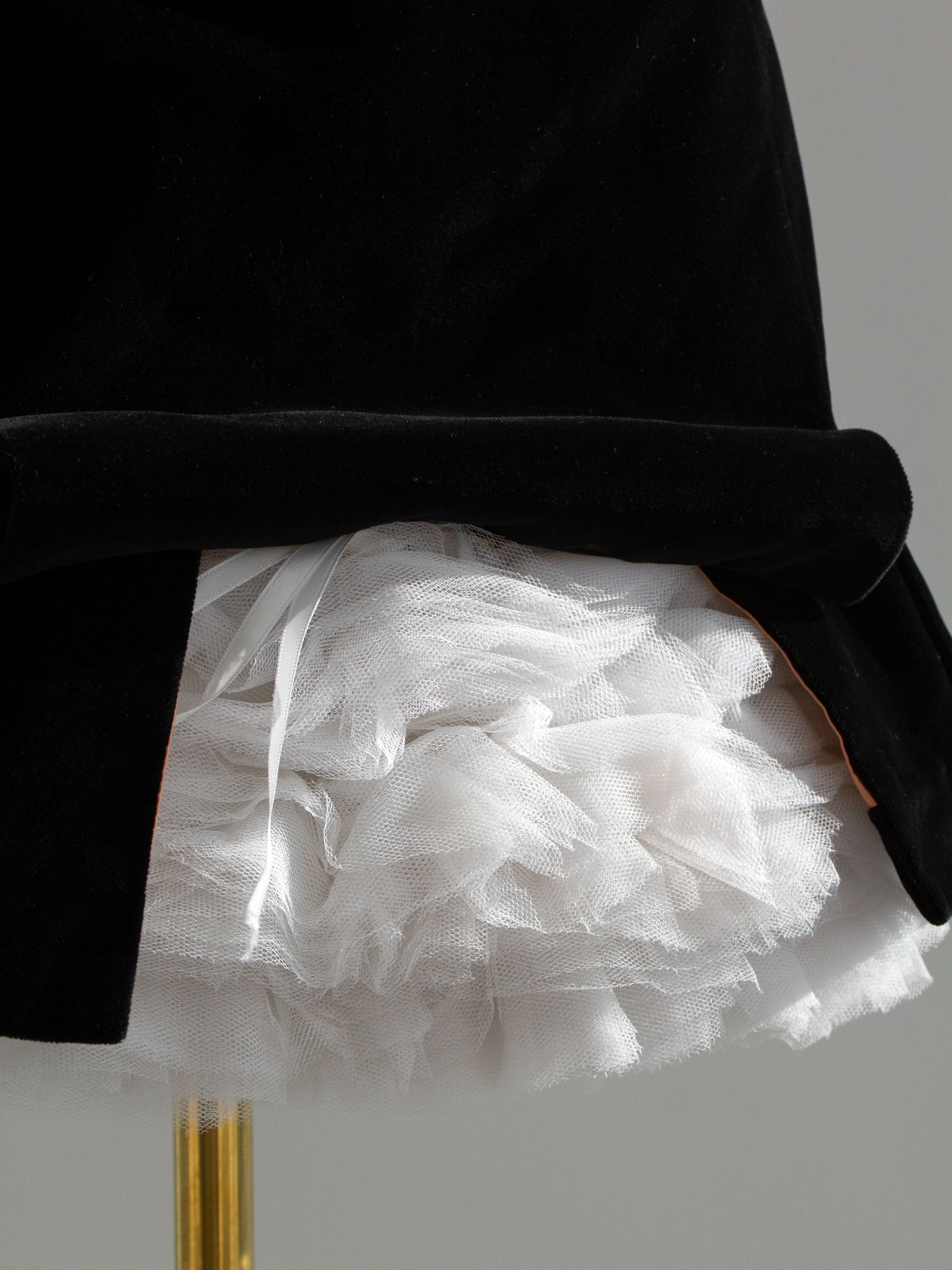 Vivienne Westwood F/W1988 Time Machine Black Velvet White Bustle