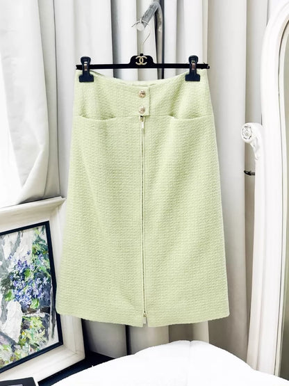 Chanel 20k green tweed jacket skirt set