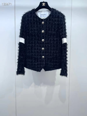 Chanel 20k black & white Jacket