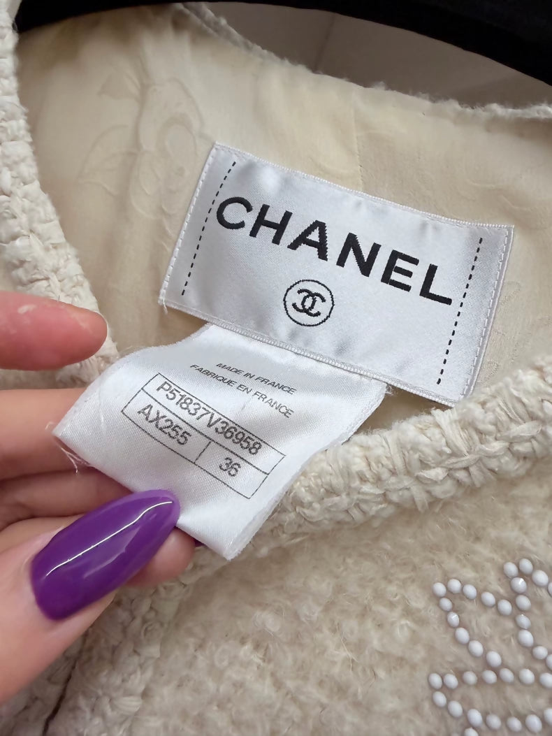 Chanel 2015 Rhinestone ecru Tweed Jacket