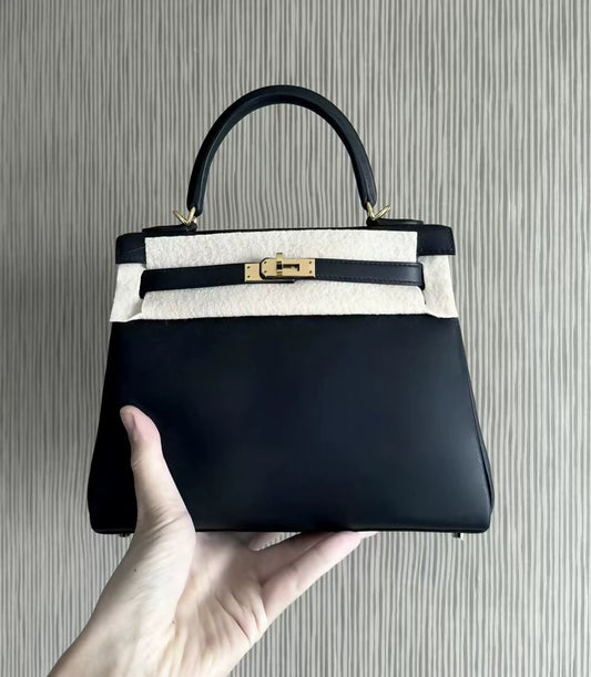 Hermes Kelly 25 black swift leather gold hardware
