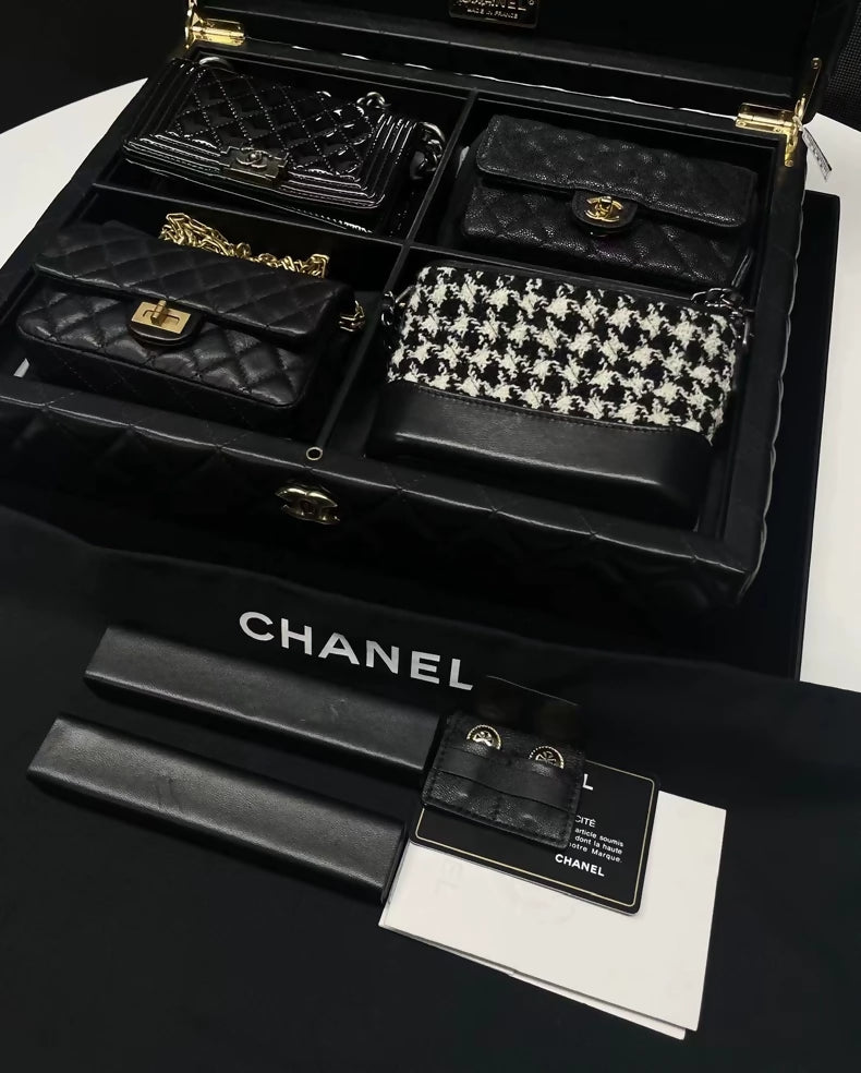 Chanel 2020 Limited Edition 4-in-1 collector gift set including 4 mini bags