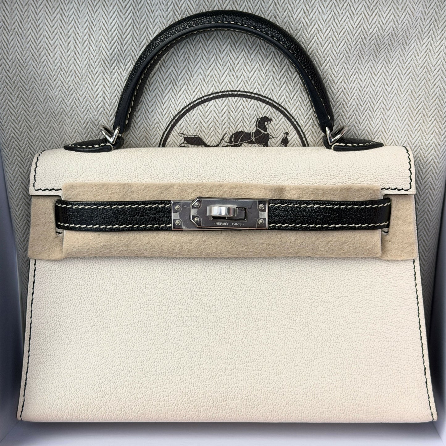 Hermès Mini Kelly 20 "Panda" Nata & Noir Chèvre Mysore with Palladium Hardware