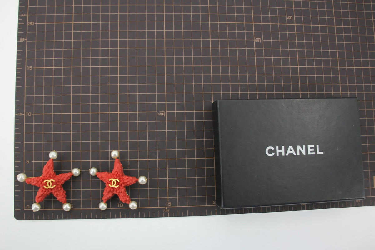 Chanel 93C Red Lava Imitation Pearls Gold Plated CC Starfish Earrings