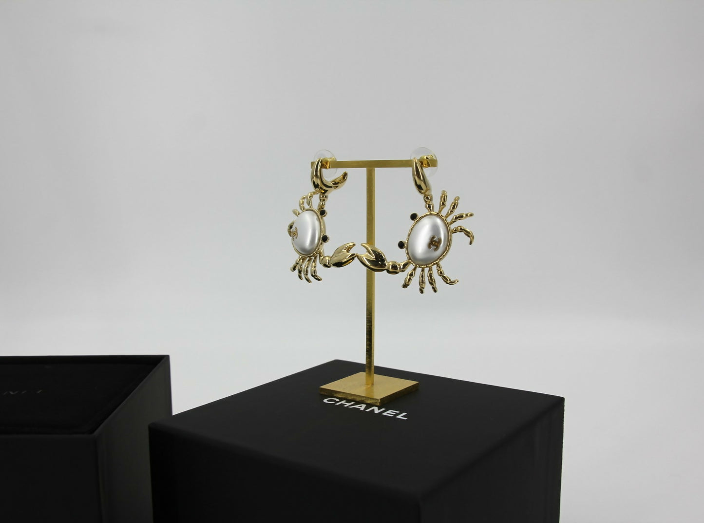 Chanel 26M Imitation Pearl and Metal Crab Stud Earrings