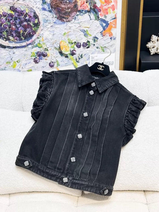 Chanel 24A black/grey ruffled denim jacket