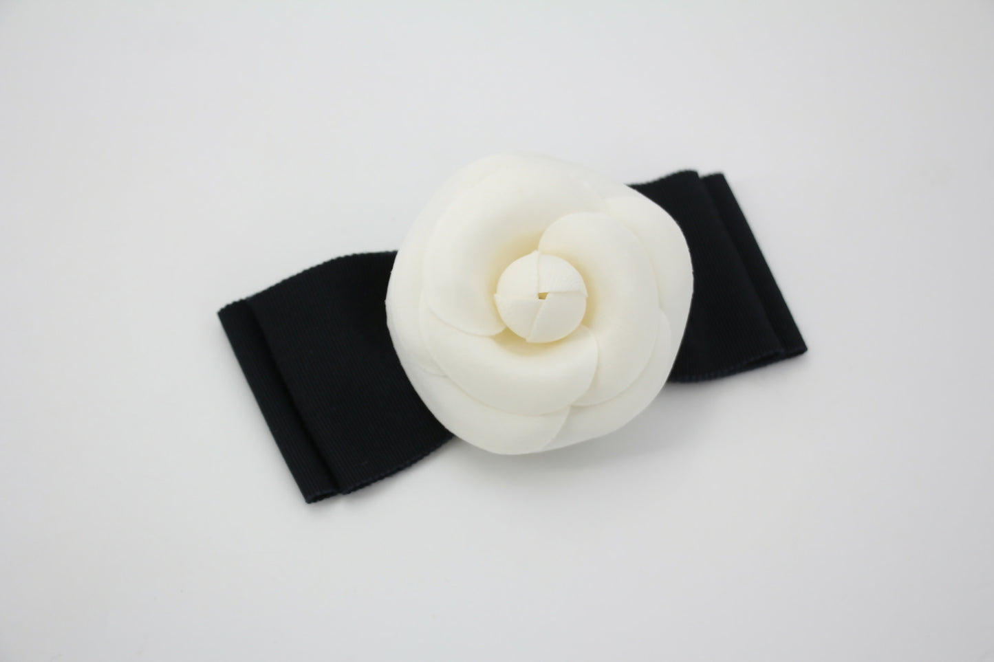 Chanel Vintage 81-85 Fabric Ribbon Black Camellia Brooch