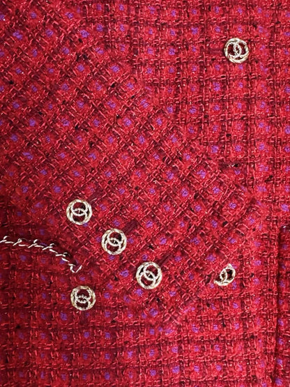 Chanel 23B red tweed jacket with gold buttons and two pockets