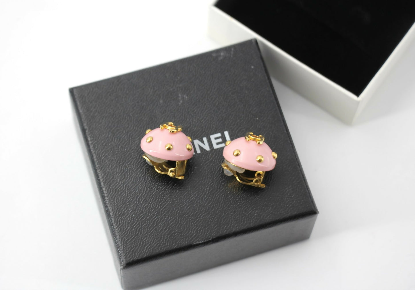 Chanel Vintage 96C Resin Pink Bean Clip-on Earrings