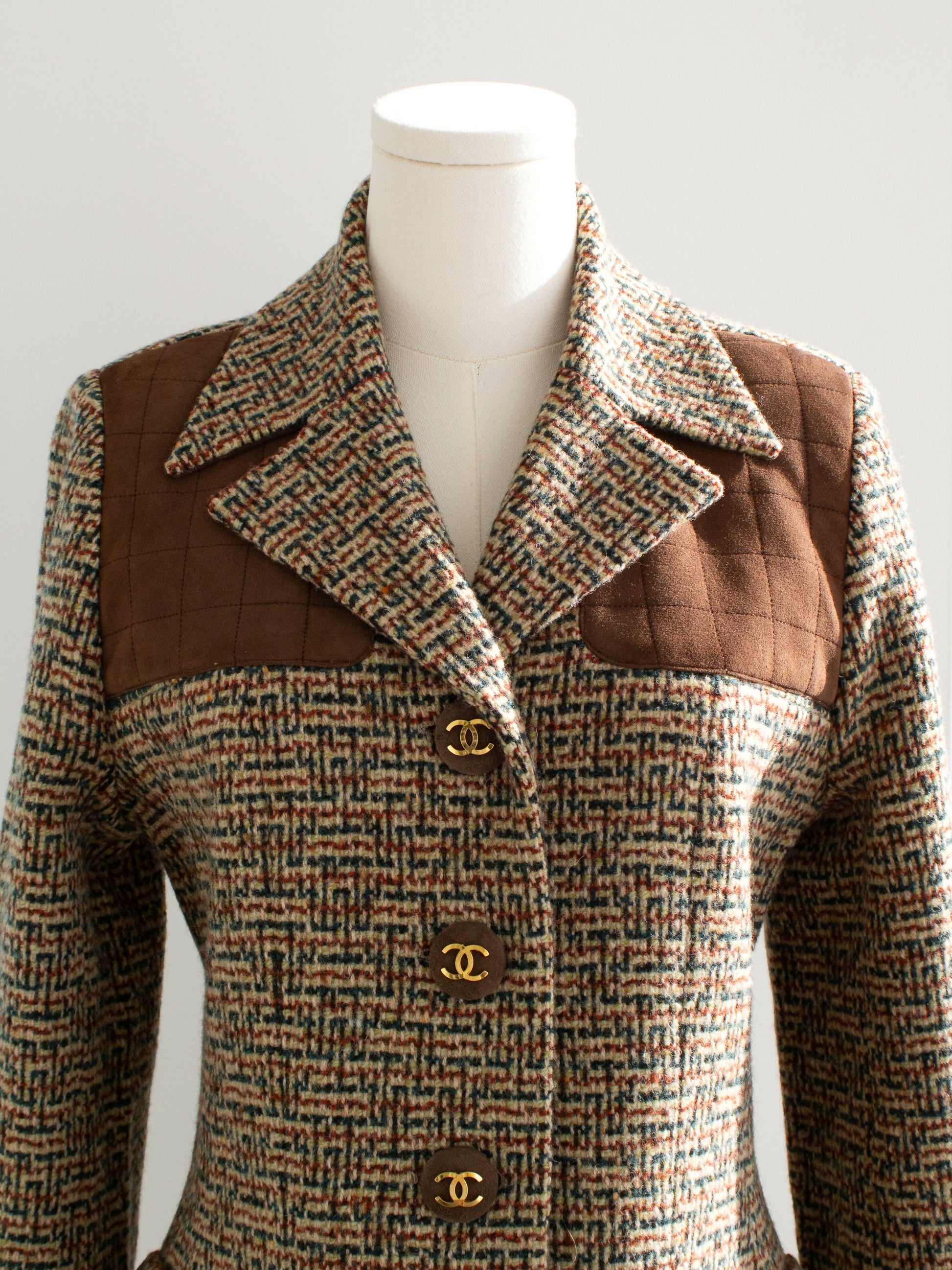 chanel fall 1992 vintage brown suede jacket 3