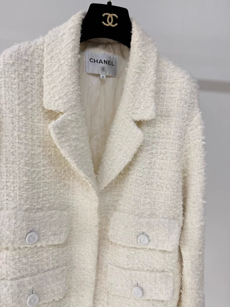 Chanel 19C white tweed jacket