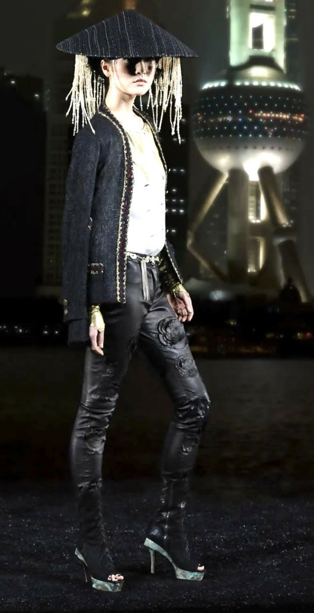 CHANEL 10A BLACK TWEED BRAIDED TRIM JACKET