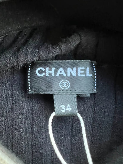 Chanel 25C black hooded T-shirt